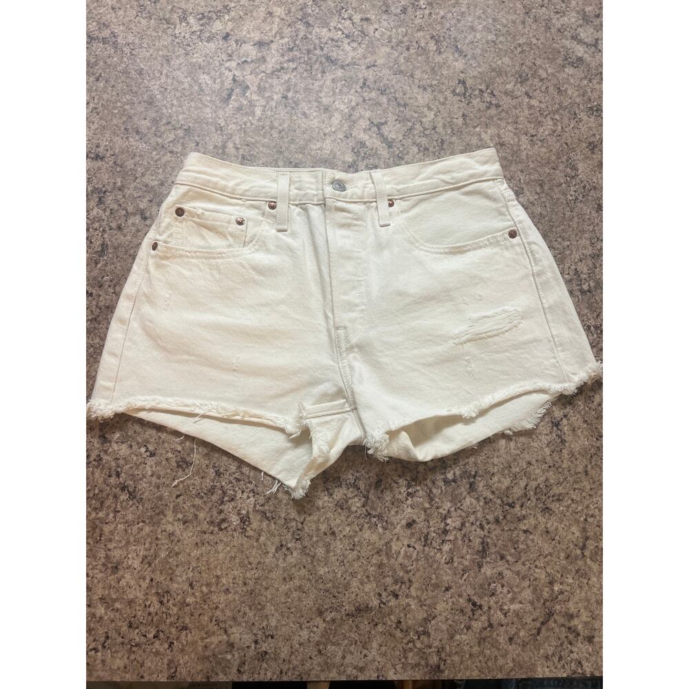 Levi’s 501 Jean Shorts Size 28